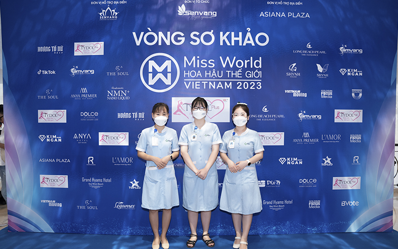 Nhân viên chăm sóc sức khỏe các Miss World 1