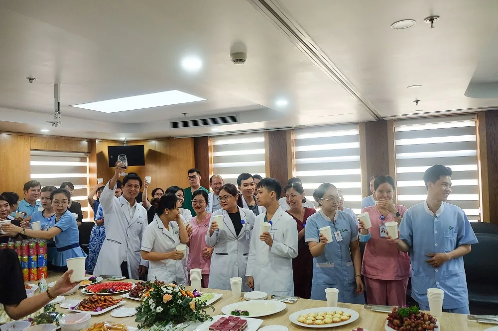 Mừng sinh nhật Bệnh viện Sante 2 Mừng sinh nhật Bệnh viện Sante 2
