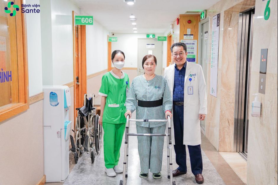 네덜란드 거주 교민, 1차 수술 실패 후 무릎 인공관절 재치환술을 위해 베트남 내원