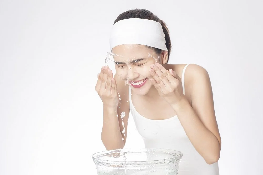 Bệnh viện Sante - Chăm sóc da cơ bản_ chuyên sâu (Hình 3) Bệnh viện Sante - Chăm sóc da cơ bản_ chuyên sâu (Hình 3)