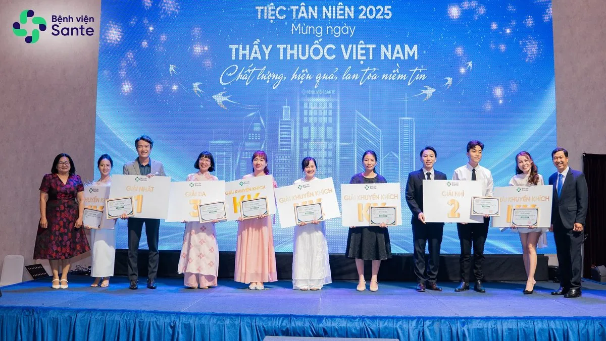 SANTE HOSPITAL NEW YEAR GALA CELEBRATING VIETNAMESE PHYSICIANS' DAY: QUALITY AND EXCELLENCE SPREADING TRUST